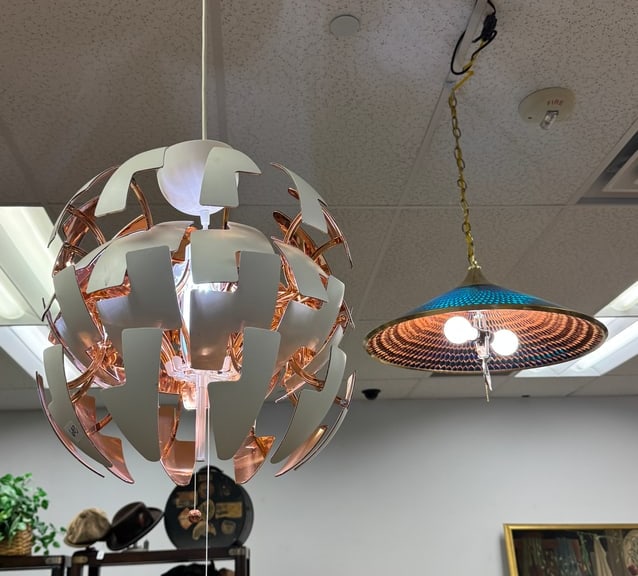 2 Vintage Hanging Light Fixtures: 2 vintage hanging light fixtures to include a molded green and blue plastic shade (fictions like a stained glass lamp) hanging light fixture (missing bottom shade, and an Ikea pull open pendant lamp d