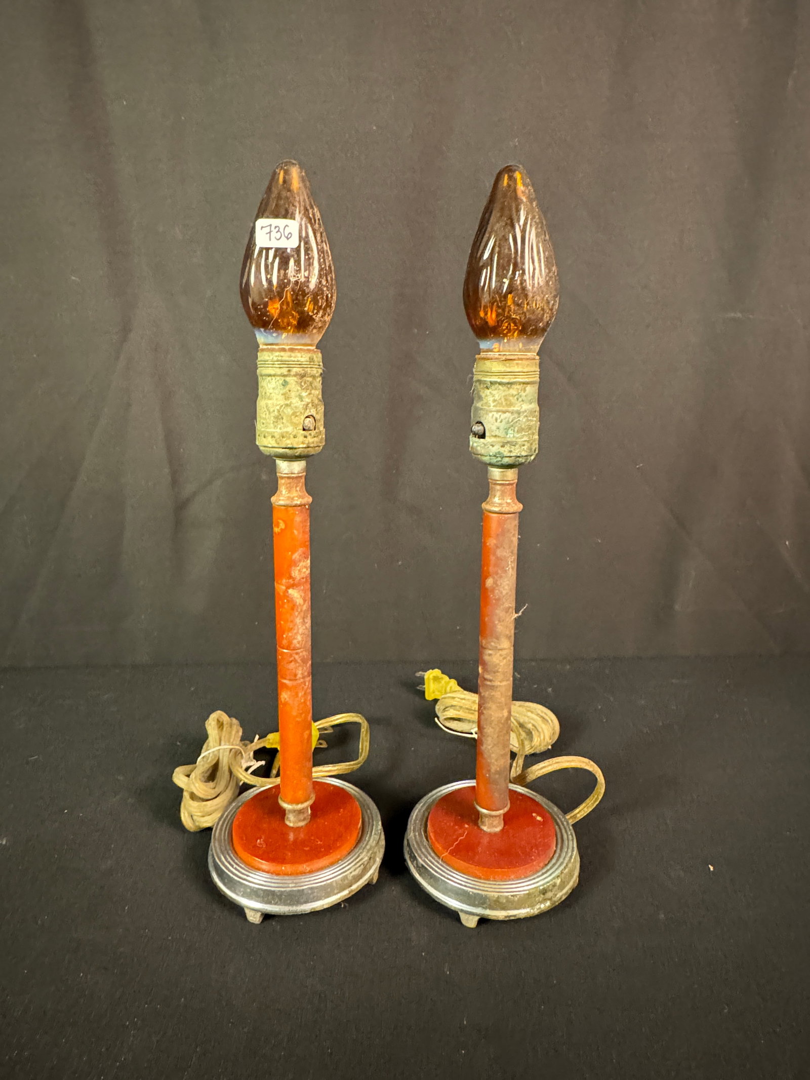 Bracket Lamp & More - 5