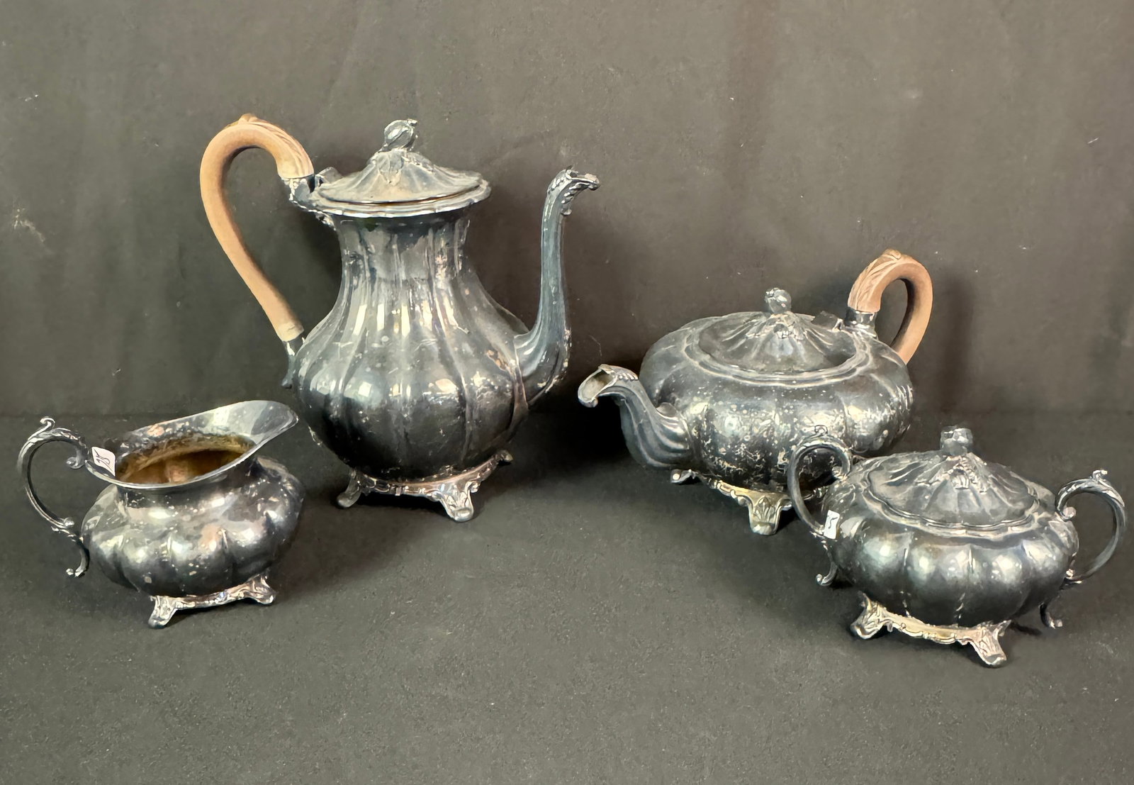 Community Silver Plate Coffee/Tea Set, "Old English Melon" Pattern (1 of 6)