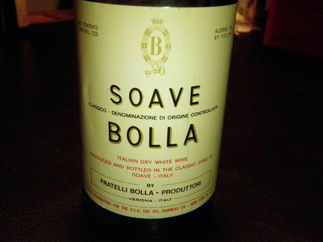 Soave Bolla White -: Bolla, Soave, Italy