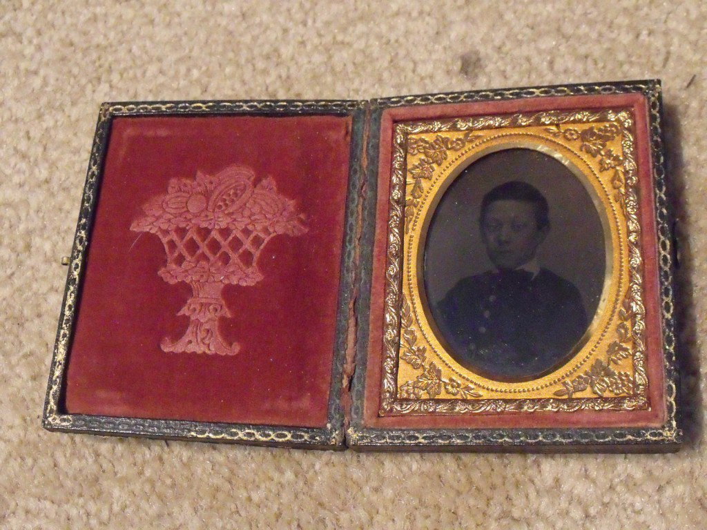 Daguerreotype: Young boy 2" x 2 1/2"