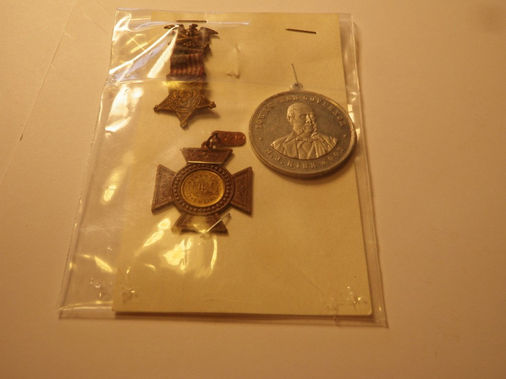 Collection of 3 Assorted Post Civil War Medals/Par: Lot includes a small GAR medal with the pin fashioned as an eagle over crossed cannons, a coin shaped medal marked "Iowa's War Governor S.J. Kirkwood", and a cross medal marked "Remember The Maine" on