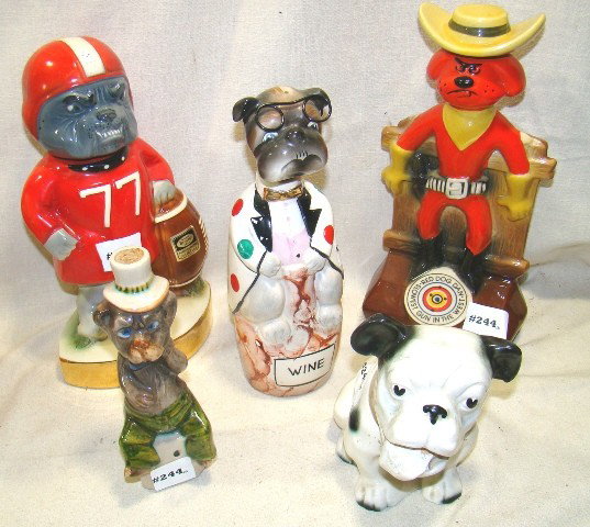 Lot of 5 liquor related bottles, "Bulldogs" as Foo: Lot of 5 liquor related bottles, "Bulldogs" as Football player, Cowboy, Glasses & Tux, Seated dog Decanter, Dog on dice, Modern, Cond.: VG