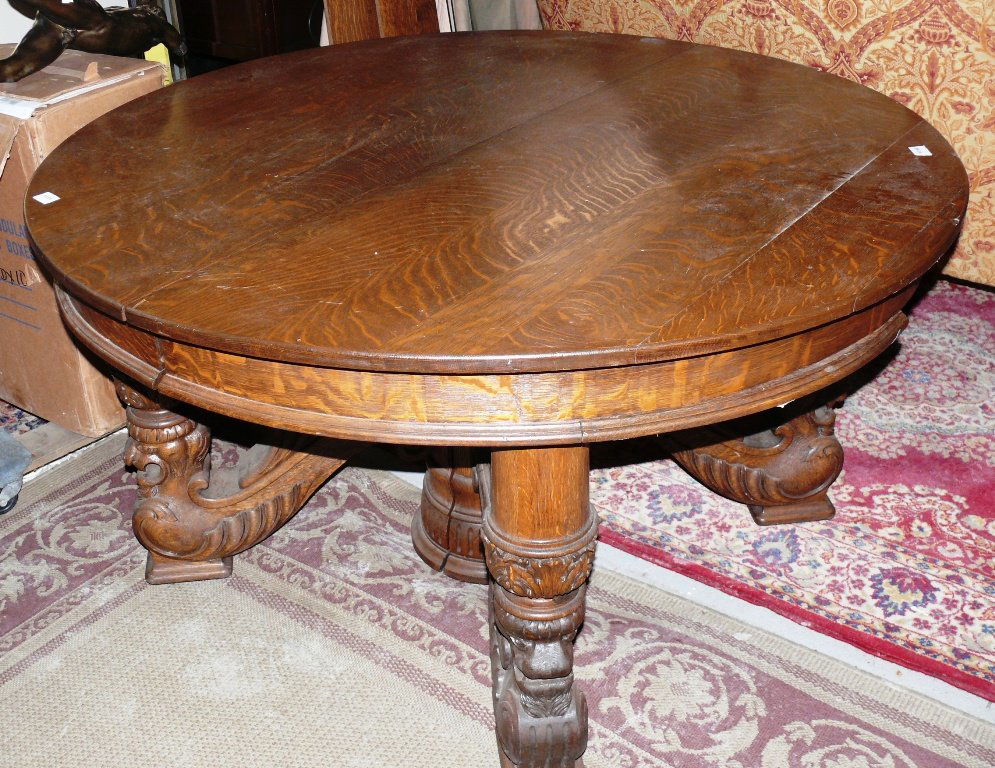 Victorian oak dining table, center pillar & lion legs, (1 of 8)