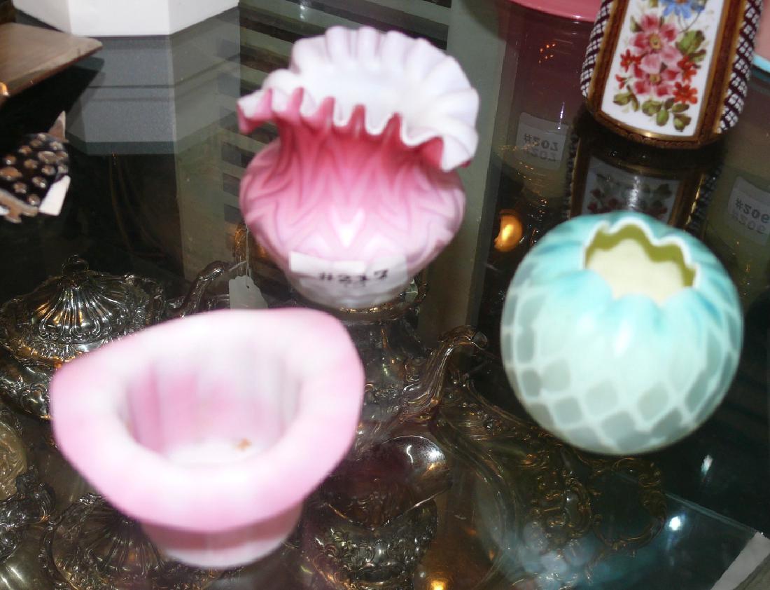 3 pcs Satin glass:rose bowl, ruffled edge vase & hat (1 of 5)