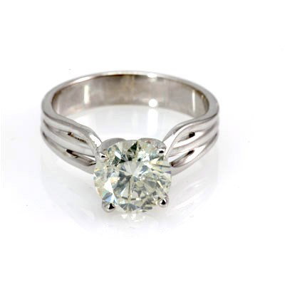 Genuine Solitaire Ring 2.26 ctw & Diamond Ring 14KTGold: Genuine Solitaire Ring 2.26 ctw & Diamond Ring 14KTGold **|**|** Main Stone: Diamond; Total CTW: 2.26 ctw ; Metal Purity: 14KTGold ; Ring Size: 6.75; Diamond Count 1: 1 RoundCut; Diamond CTW 1: 2.26; 