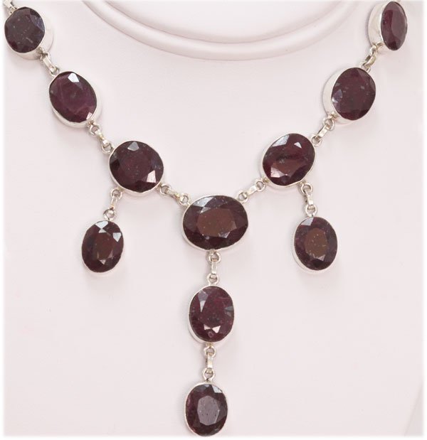 NATURAL 310.0 CTW RUBY OVAL NECKLACE .925 STERLING SILV: NATURAL 310.0 CTW RUBY OVAL NECKLACE .925 STERLING SILV **|**|** NATURAL 310.0 CTW RUBY OVAL NECKLACE .925 STERLING SILVER ; MSRP: $9300