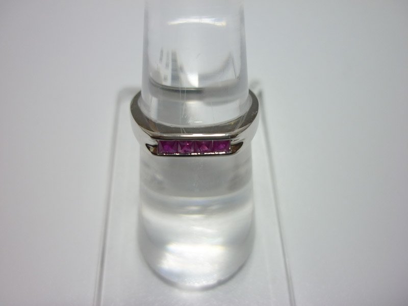 NATURAL 14.00 CTW RUBY RING .925 STERLING SILVER: NATURAL 14.00 CTW RUBY RING .925 STERLING SILVER **|**|** NATURAL 14.00 CTW RUBY RING .925 STERLING SILVER ; MSRP: $175