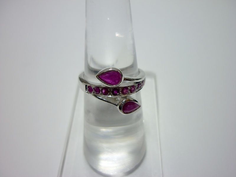 NATURAL 14.75 CTW RUBY RING .925 STERLING SILVER: NATURAL 14.75 CTW RUBY RING .925 STERLING SILVER **|**|** NATURAL 14.75 CTW RUBY RING .925 STERLING SILVER ; MSRP: $300