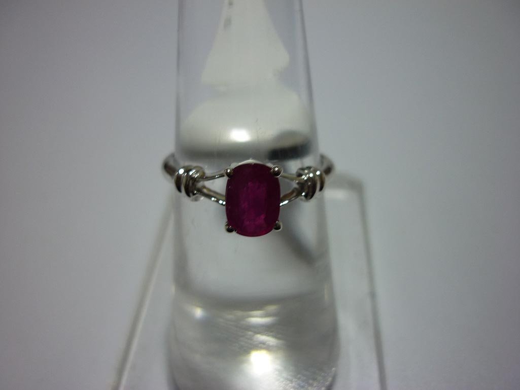 15.50 CTW RUBY RING .925 STERLING SILVER: 15.50 CTW RUBY RING .925 STERLING SILVER **|**|** 15.50 CTW RUBY RING .925 STERLING SILVER ; MSRP: $375