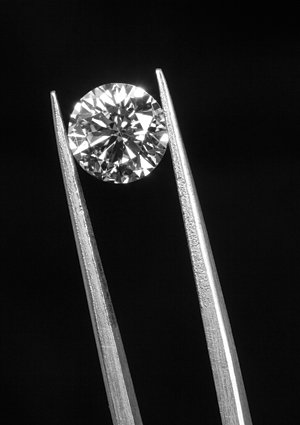 0.74 CTW EGL CERT. DIAMOND H/SI1: 0.74 CTW EGL CERT. DIAMOND H/SI1 **|**|** 0.74 CTW EGL CERT. DIAMOND H/SI1;5.71X5.64X3.53mm; Cut VG; Polish VG; SYM VG; Depht 62.2%;Table62%; Fluo VERY SLIGHT BLUE ; MSRP: $17000