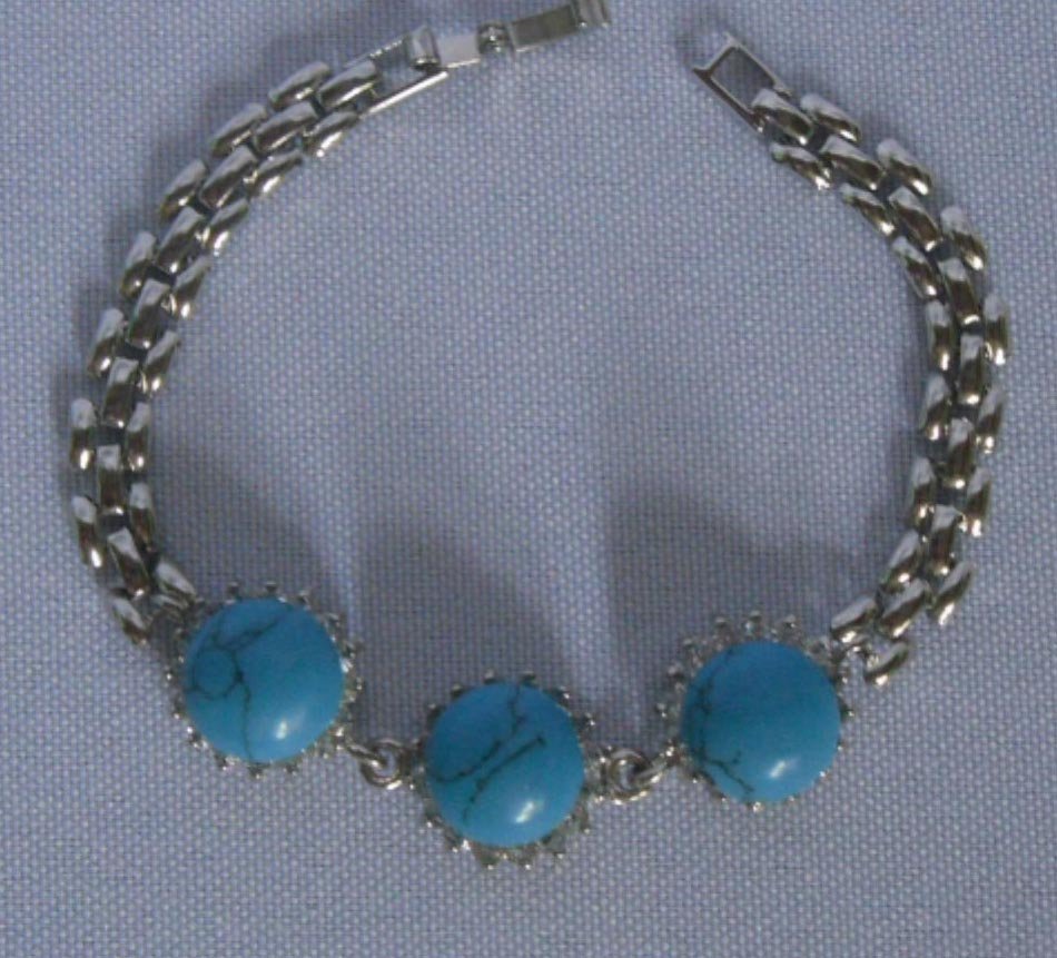 BLUE TURQUOISE FLORAL BRACELET; STONE-BLUE TURQUOISE; M: BLUE TURQUOISE FLORAL BRACELET; STONE-BLUE TURQUOISE; M **|**|** BLUE TURQUOISE FLORAL BRACELET; STONE-BLUE TURQUOISE; METAL - SILVER; SIZE 8-INCH ; MSRP: $300