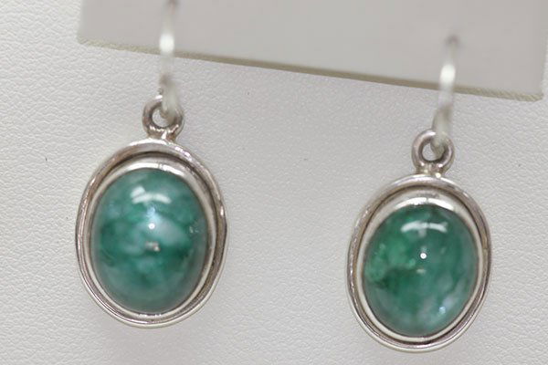 34.05 CTW EMERALD CABUSHION EARINGS .925 STERLING SILVE: 34.05 CTW EMERALD CABUSHION EARINGS .925 STERLING SILVE **|**|** 34.05 CTW EMERALD CABUSHION EARINGS .925 STERLING SILVER ; MSRP: $150