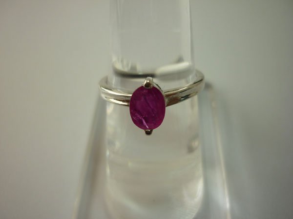 10.00 CTW RUBY RING .925 STERLING SILVER: 10.00 CTW RUBY RING .925 STERLING SILVER **|**|** 10.00 CTW RUBY RING .925 STERLING SILVER ; MSRP: $200