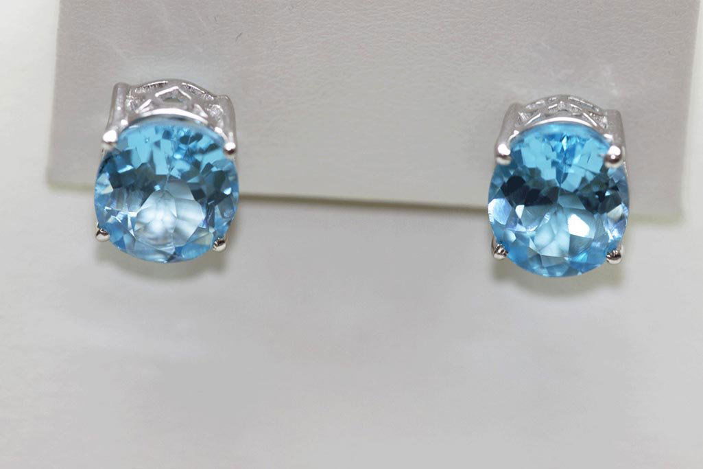 23.05 CTW BLUE TOPAZ EARINGS .925 STERLING SILVER: 23.05 CTW BLUE TOPAZ EARINGS .925 STERLING SILVER **|**|** 23.05 CTW BLUE TOPAZ EARINGS .925 STERLING SILVER STONE WEIGHT 8.13 CTW ; MSRP: $300