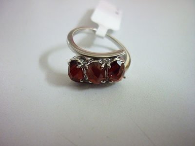 NATURAL 17.75 CTW GARNET RING .925 STERLING SILVER: NATURAL 17.75 CTW GARNET RING .925 STERLING SILVER **|**|** NATURAL 17.75 CTW GARNET RING .925 STERLING SILVER GARNET WEIGHT 2.68 CTW ; MSRP: $150