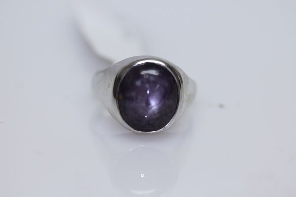 42.25 CTW RUBY RING .925 STERLING SILVER: 42.25 CTW RUBY RING .925 STERLING SILVER **|**|** 42.25 CTW RUBY RING .925 STERLING SILVER ; STONE WEIGHT 13.28 CTW ; MSRP: $425