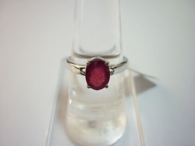 NATURAL 12.00 CTW RUBY RING .925 STERLING SILVER: NATURAL 12.00 CTW RUBY RING .925 STERLING SILVER **|**|** NATURAL 12.00 CTW RUBY RING .925 STERLING SILVER RUBY WEIGHT 1.76 CTW ; MSRP: $800