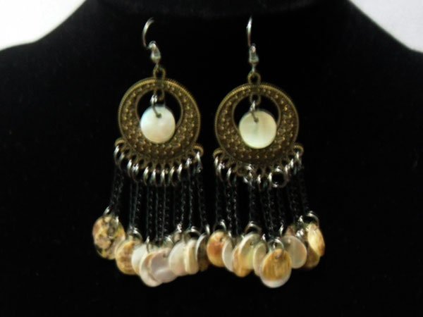 ANCIENT WHITE SHELL CHAINED DANGLING EARRINGS; METAL; S