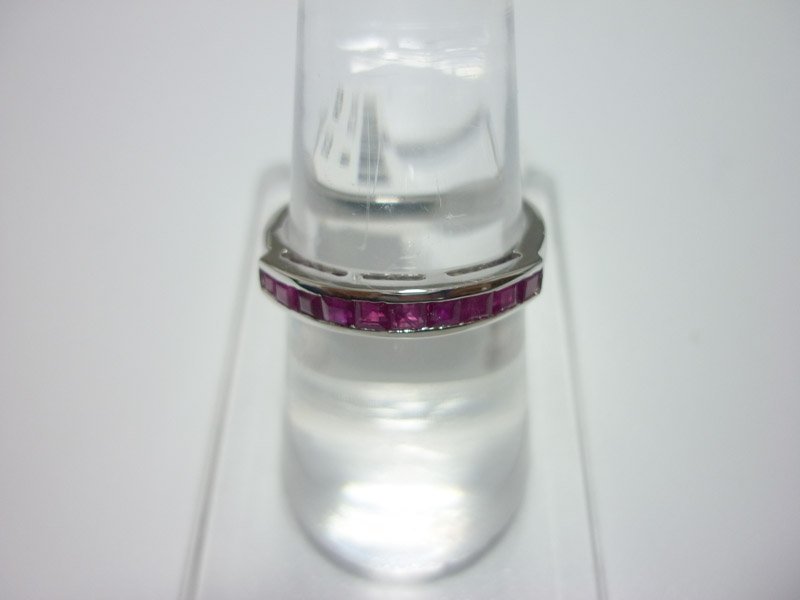 NATURAL 15.50 CTW RUBY RING .925 STERLING SILVER: NATURAL 15.50 CTW RUBY RING .925 STERLING SILVER **|**|** NATURAL 15.50 CTW RUBY RING .925 STERLING SILVER RUBY WEIGHT 1.42 CTW ; MSRP: $300