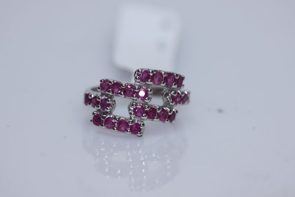 18.75 CTW RUBY RING .925 STERLING SILVER: 18.75 CTW RUBY RING .925 STERLING SILVER **|**|** 18.75 CTW RUBY RING .925 STERLING SILVER; RUBY 1.91 CTW ; MSRP: $625