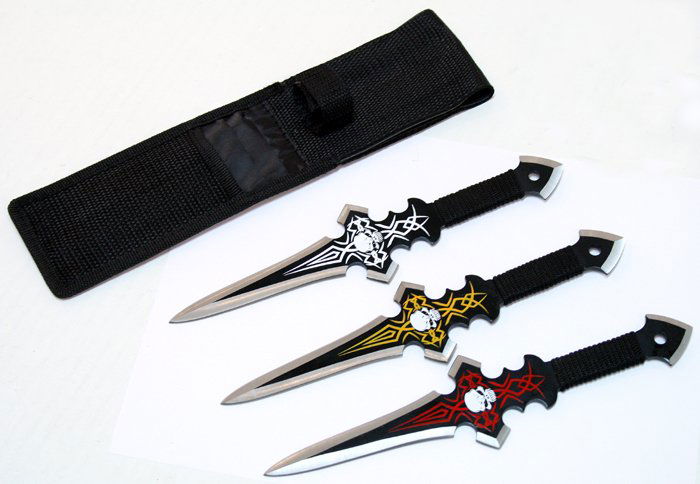 COLLECTORS EDITION BLACK TRHOWING KNIVES SET OF 3: COLLECTORS EDITION BLACK TRHOWING KNIVES SET OF 3 **|**|** COLLECTORS EDITION BLACK TRHOWING KNIVES SET OF 3