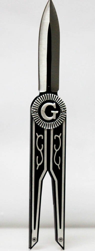 FREE MASONRY COLLECTORS EDITION POCKET KNIFE: FREE MASONRY COLLECTORS EDITION POCKET KNIFE **|**|** THIS POCKET KNIFE RESEMBLE A WIDELY KNOWN SYMBOL THROUGH OUT FREE MASONS THE SQUARE AND COMPASS WITH A G IN THE MIDDLE. THIS IS A FOLDING POCKET K