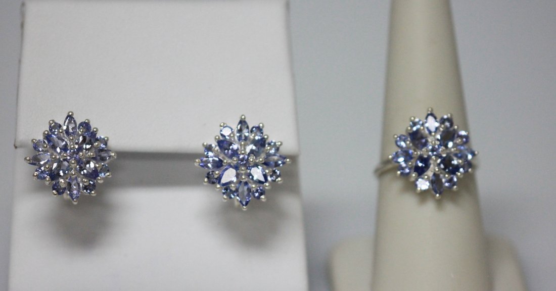 3.30 CTW TANZANITE SET .925 STERLING SILVER: 3.30 CTW TANZANITE SET .925 STERLING SILVER **|**|** 3.30 CTW TANZANITE SET .925 STERLING SILVER