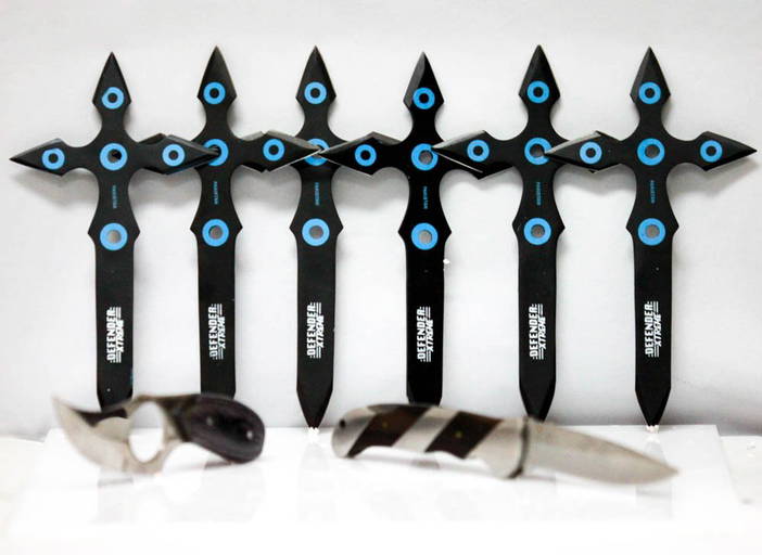 Knife Collection Set W/ Two Pocket Knifes &throwing Kni