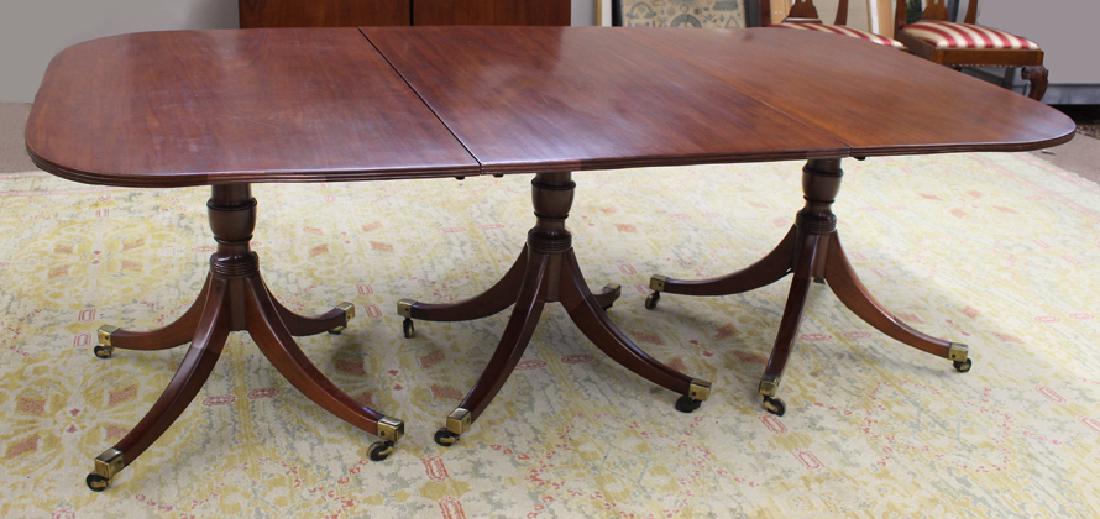 REGENCY MAHOGANY 3-PART BANQUET TABLE (1 of 2)