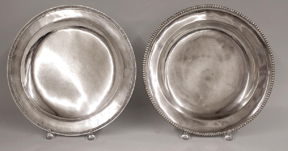 (2) CONTINENTAL SILVER ROUND TRAYS (1 of 4)