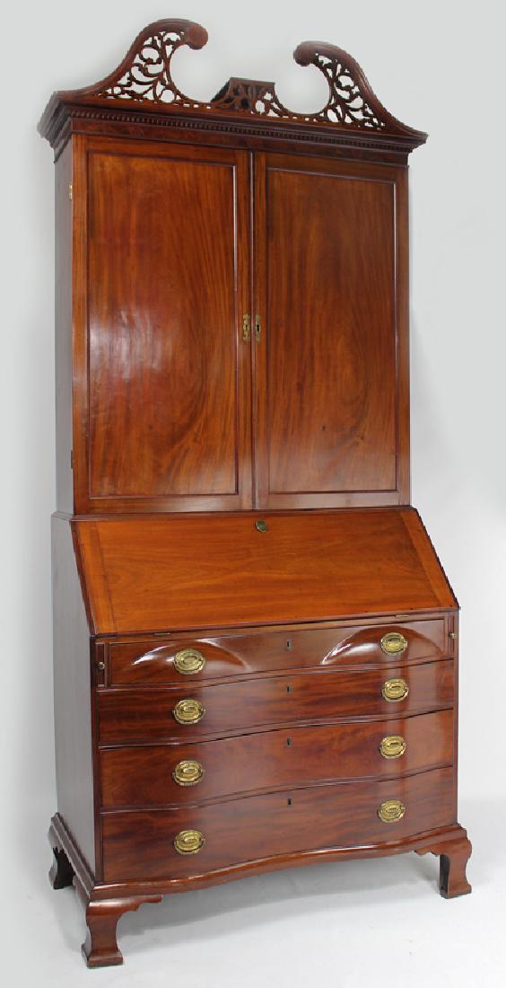 SALEM CHIPPENDALE MAHOGANY OX-BOW SECRETARY/BOOKCASE (1 of 6)