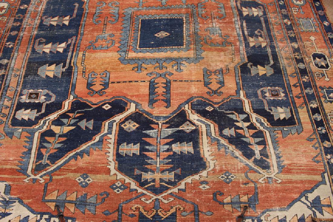 ANTIQUE SERAPI ROOMSIZE RUG (1 of 4)