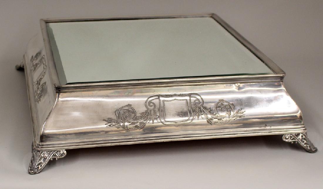 FRENCH MIRRORED AND PLATED TABLE PLATEAU (1 of 1)