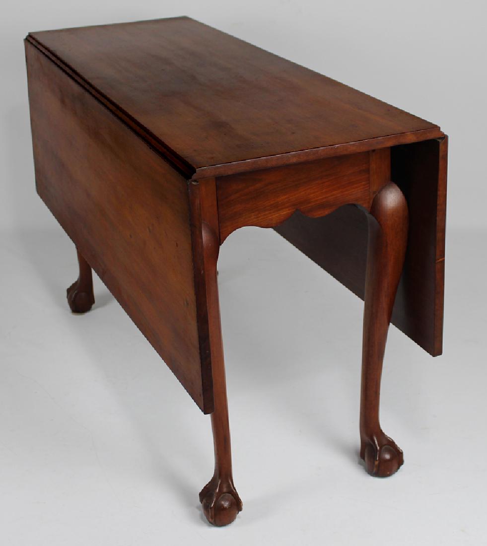 SALEM CHIPPENDALE MAHOGANY DINING TABLE (1 of 2)