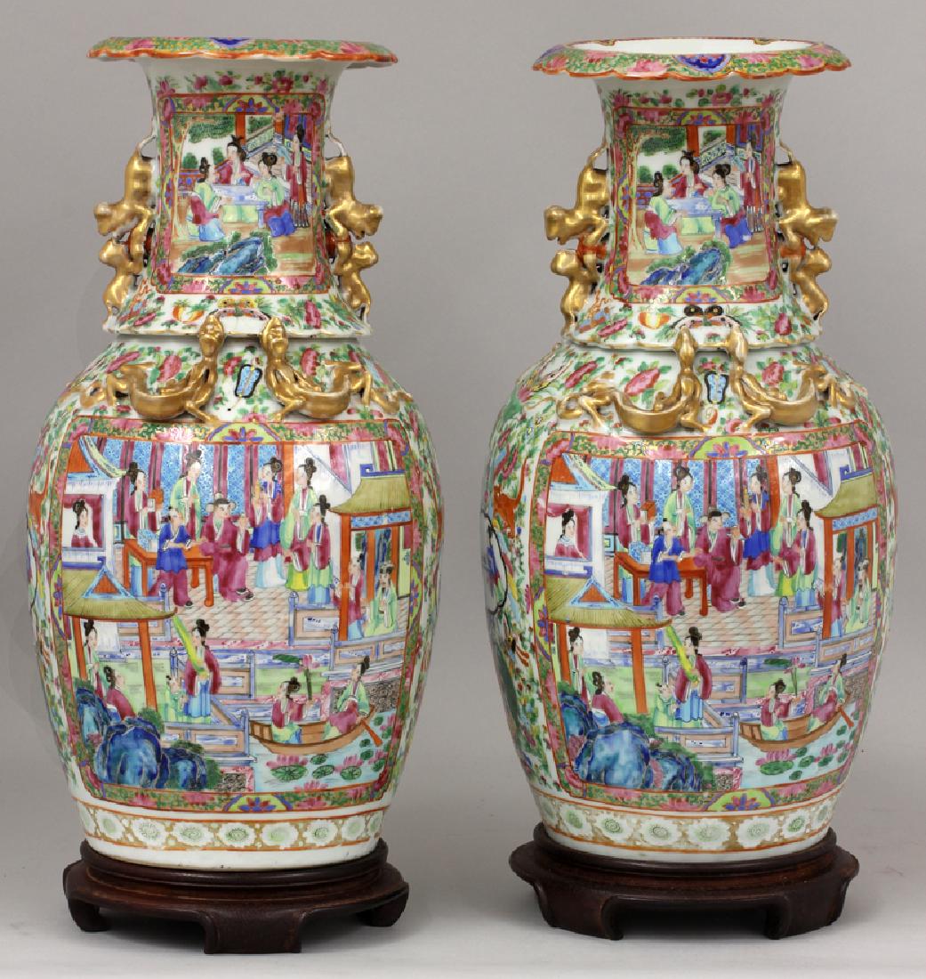 PAIR OF CHINESE EXPORT ROSE MANDARIN VASES (1 of 5)