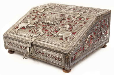 EXCEPTIONAL SPANISH COLONIAL SILVER-CLAD PORTABLE