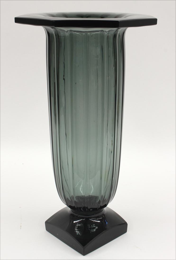 LARGE DAUM NANCY ART DECO GLASS VASE: sgn. on base in block letters DAUM NANCY FRANCE, smoked-glass, ribbed body on square base, 16.5"h