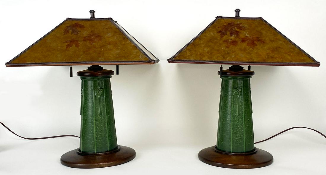 PAIR OF ARTS & CRAFTS-STYLE LAMPS WITH MICA SHADES: matte green pottery set in mahogany bases, sgn. on bottom of bases, WM Morris 08, squat mica shades with maple leaf decoration, double-light with chain pulls, 19.5&q
