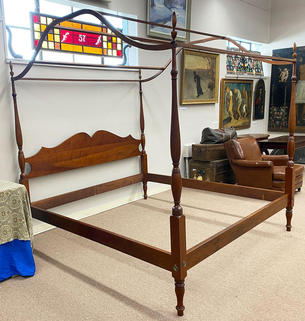 ELDRED WHEELER MAPLE KING SIZE TESTER BED (1 of 3)