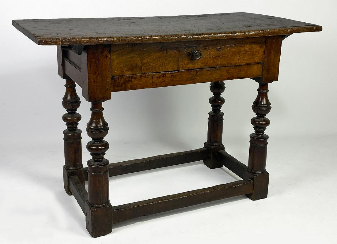 ITALIAN RENAISSANCE WALNUT SMALL TABLE (1 of 4)