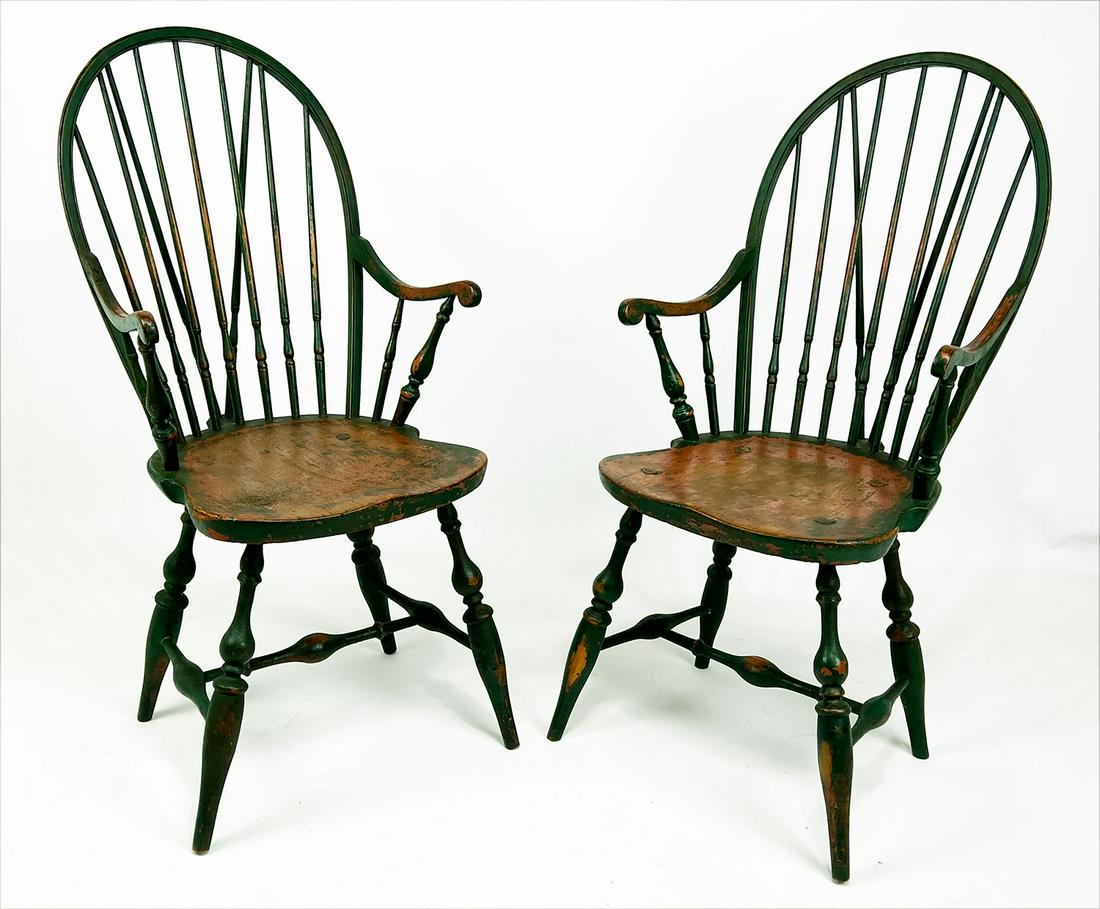 PAIR OF RHODE ISLAND PAINTED BRACE-BACK WINDSOR ARMCHAIRS (1 of 3)