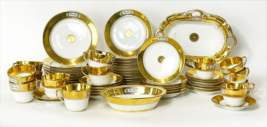 (on 64) PARIS PORCELAIN PARTIAL DINNER SERVICE,   FAULDS (1 of 1)