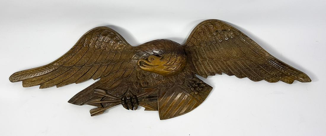 CARVED WALNUT WOOD BELLAMY-STYLE EAGLE WALL HANGING (1 of 2)