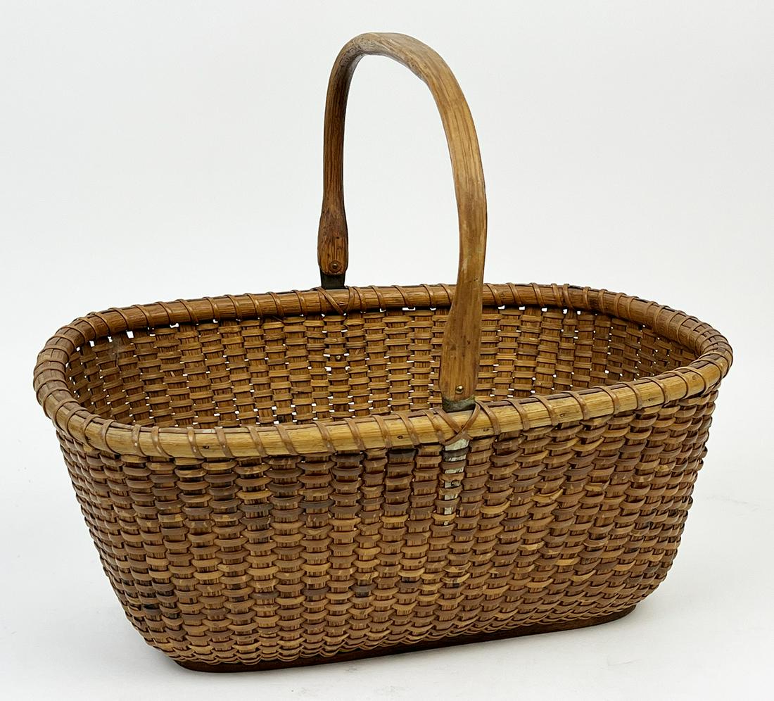MITCHELL RAY NANTUCKET SWING-HANDLED BASKET (1 of 3)