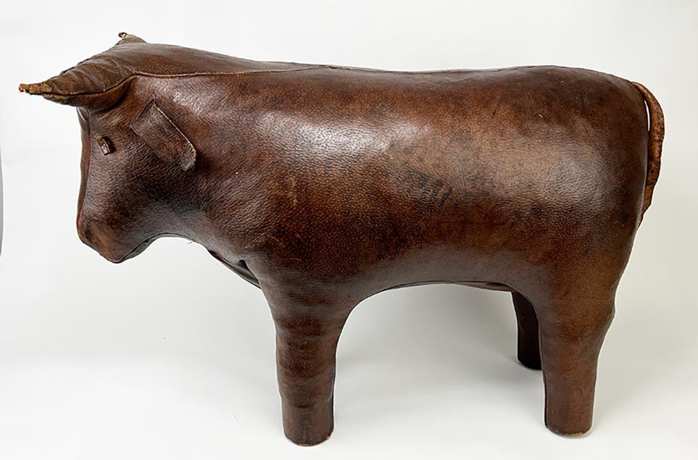 LEATHER BULL FOR ABERCROMBIE AND FITCH, OMERSA (1 of 3)