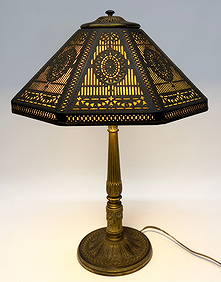 TIFFANY STUDIOS TABLE LAMP, ADAM PATTERN (1 of 6)