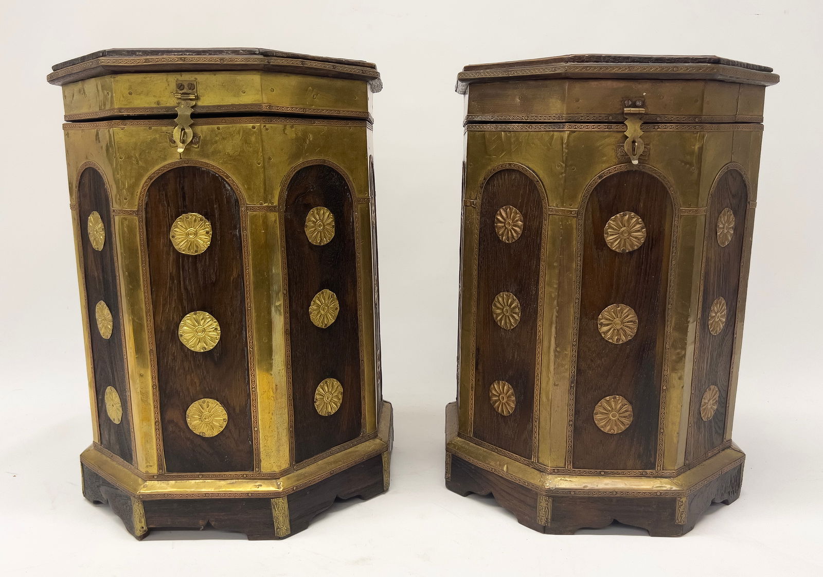 PAIR OF LIDDED BRASS AND WOOD CONTAINERS (1 of 1)