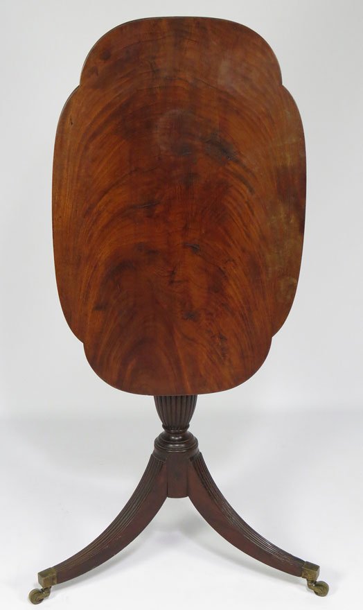 NEW YORK FEDERAL MAHOGANY CANDLESTAND - 2