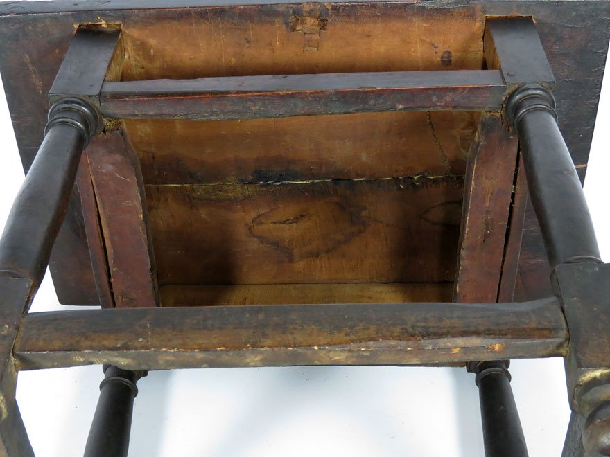 18TH C. SPANISH WALNUT TAVERN TABLE - 2